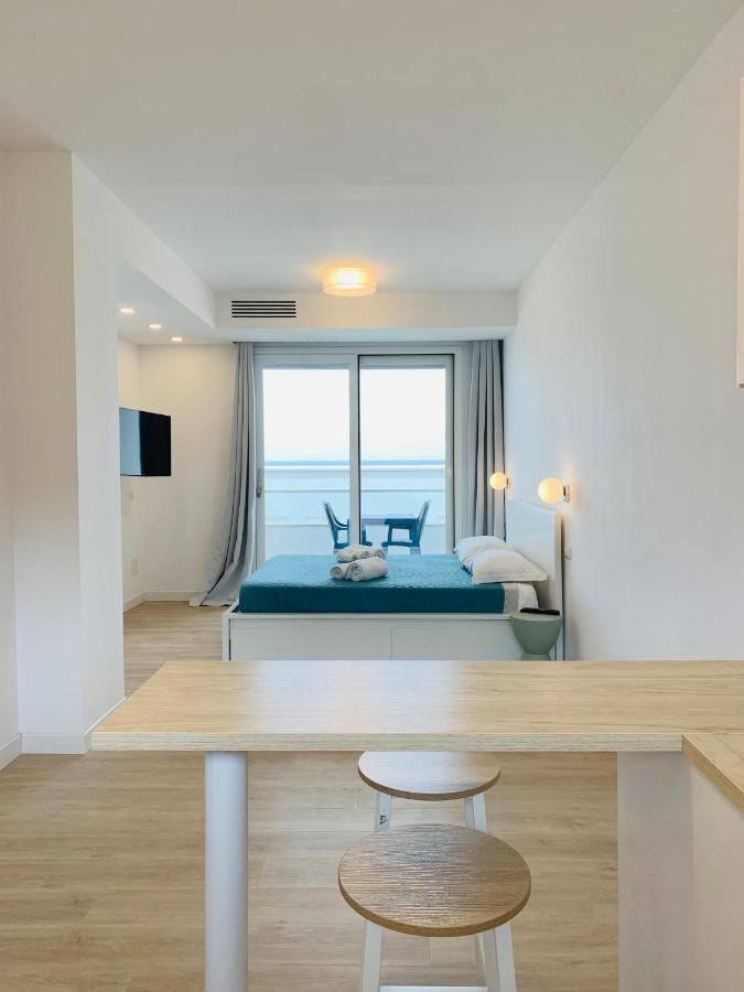 Le Conchiglie Aparthotel Porto Torres Exterior photo